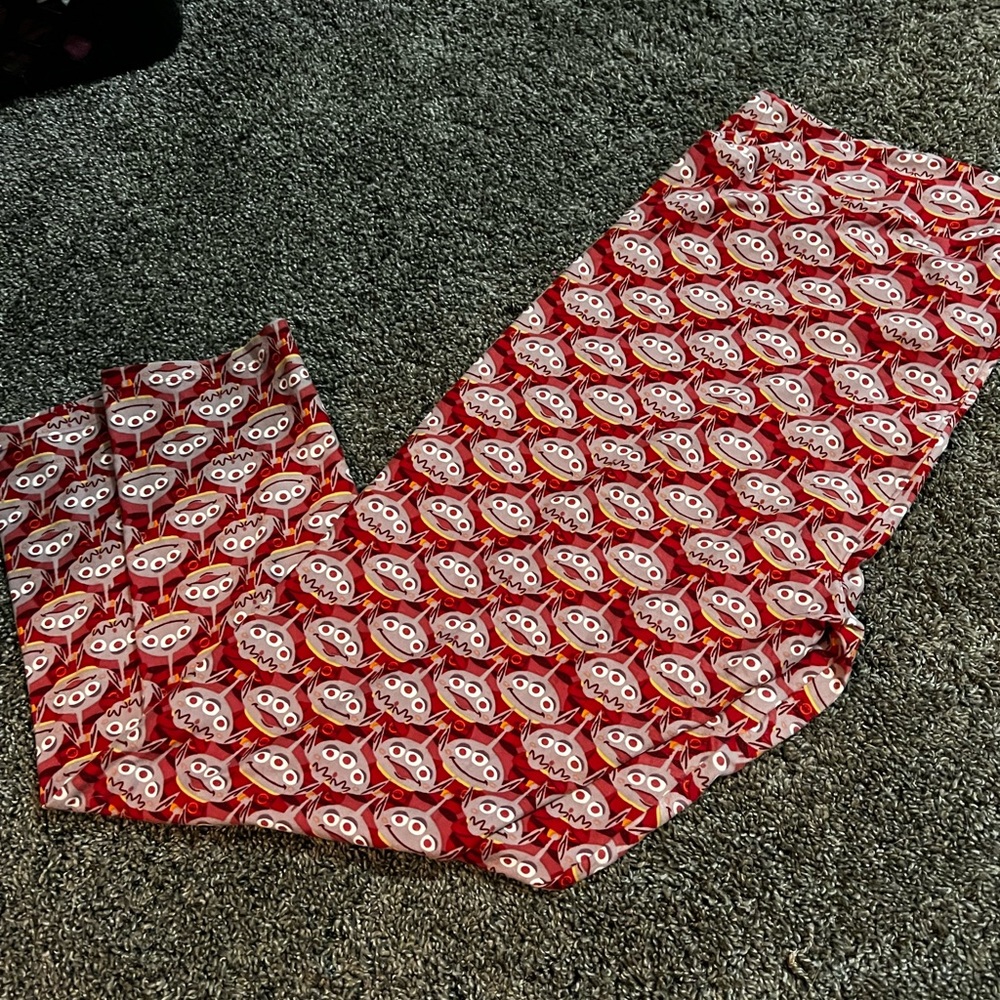 TC2 Lularoe leggings